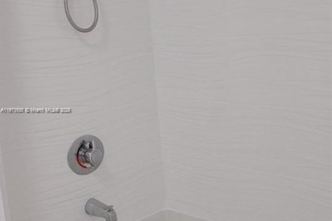 Снять в аренду кондоминиум в Делрей-Бич, Флорида 1 спальня, 79.43м2, № 1967574 - фото 7