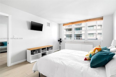 Снять в аренду кондоминиум в Майами-Бич, Флорида 1 спальня, 75.07м2, № 2017731 - фото 12