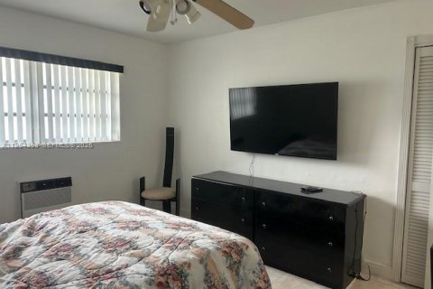 Copropriété à louer à North Miami Beach, Floride: 1 chambre, 63.55 m2 № 2153327 - photo 25