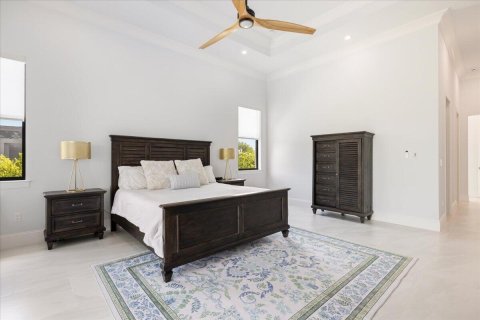 House in Vero Beach, Florida 4 bedrooms, 334.17 sq.m. № 2301412 - photo 26