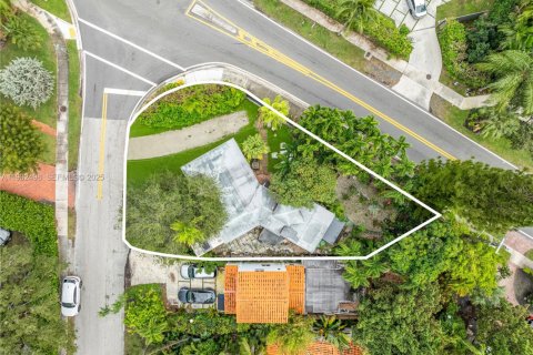 Villa ou maison à vendre à Miami, Floride: 2 chambres, 96.9 m2 № 1990870 - photo 12