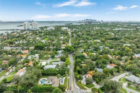 Villa ou maison à vendre à Miami, Floride: 2 chambres, 96.9 m2 № 1990870 - photo 18