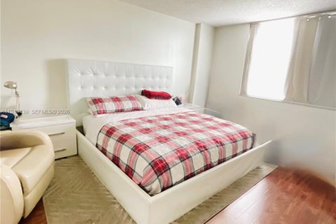 Condominio en venta en Hollywood, Florida, 2 dormitorios, 102.19 m2 № 2000490 - foto 12