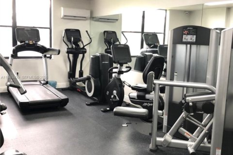 Condominio en venta en Hollywood, Florida, 2 dormitorios, 102.19 m2 № 2000490 - foto 28