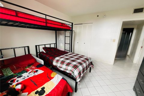 Condominio en venta en Hollywood, Florida, 2 dormitorios, 102.19 m2 № 2000490 - foto 16