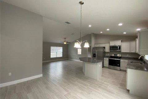 Villa ou maison à louer à Ocala, Floride: 4 chambres, 137.22 m2 № 2315055 - photo 11