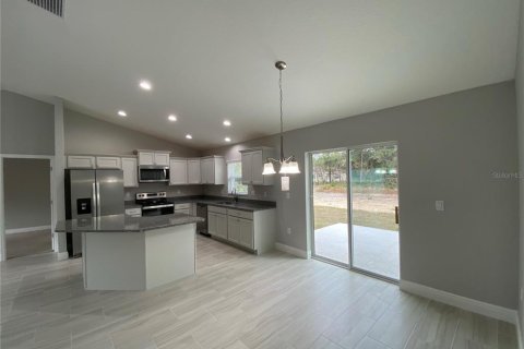 Villa ou maison à louer à Ocala, Floride: 4 chambres, 137.22 m2 № 2315055 - photo 7