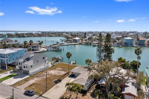 Terreno en venta en Madeira Beach, Florida № 2108642 - foto 20