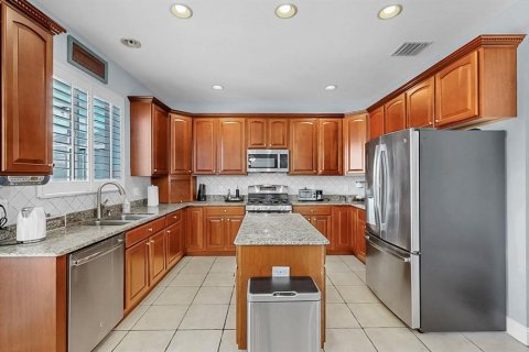 Casa en venta en Trinity, Florida, 5 dormitorios, 329.15 m2 № 1919033 - foto 18