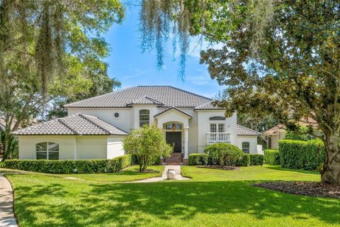 House in Lake Mary, Florida 5 bedrooms, 415.18 sq.m. № 2351957