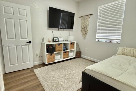 Townhouse in Miami, Florida 4 bedrooms, 177.63 sq.m. № 1957221 - photo 20