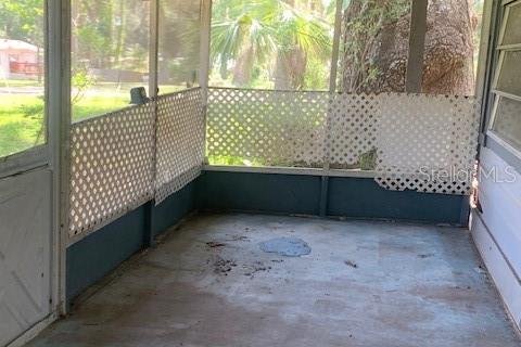 House in Lake Panasoffkee, Florida 1 bedroom, 63.17 sq.m. № 1732878 - photo 2