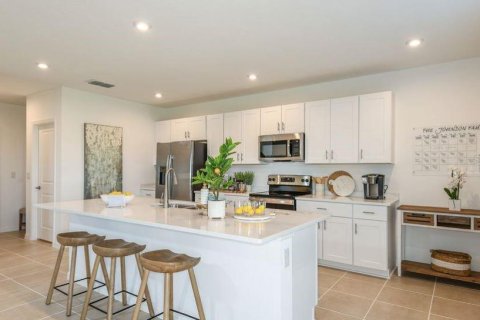 Casa en venta en Kissimmee, Florida, 4 dormitorios, 199.09 m2 № 1885913 - foto 4