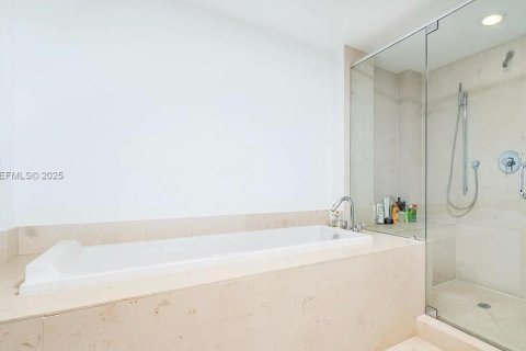 Купить кондоминиум в Майами, Флорида 1 спальня, 104.05м2, № 1987041 - фото 22