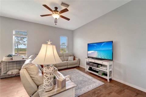 House in Placida, Florida 4 bedrooms, 196.21 sq.m. № 1732945 - photo 13