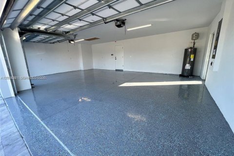 Villa ou maison à vendre à Port Charlotte, Floride: 4 chambres, 225.29 m2 № 2076369 - photo 16