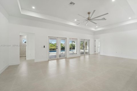 Villa ou maison à vendre à Port Charlotte, Floride: 4 chambres, 225.29 m2 № 2076369 - photo 24