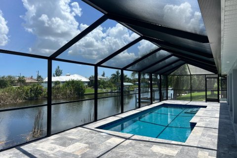 Villa ou maison à vendre à Port Charlotte, Floride: 4 chambres, 225.29 m2 № 2076369 - photo 7