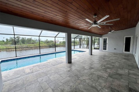 Villa ou maison à vendre à Port Charlotte, Floride: 4 chambres, 225.29 m2 № 2076369 - photo 11