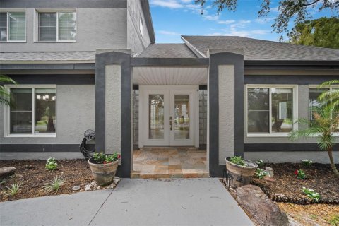 Villa ou maison à vendre à Titusville, Floride: 4 chambres, 375.6 m2 № 2226752 - photo 8