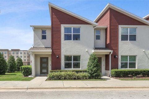 Adosado en venta en Longwood, Florida, 3 dormitorios, 138.24 m2 № 1736824 - foto 1