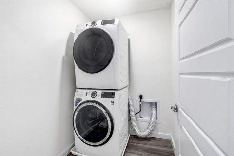 Adosado en venta en Longwood, Florida, 3 dormitorios, 138.24 m2 № 1736824 - foto 27