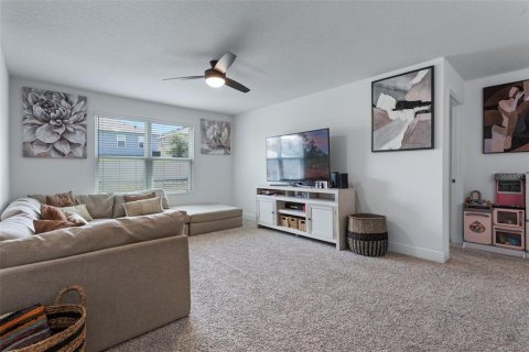 House in Minneola, Florida 5 bedrooms, 241.08 sq.m. № 2236076 - photo 18