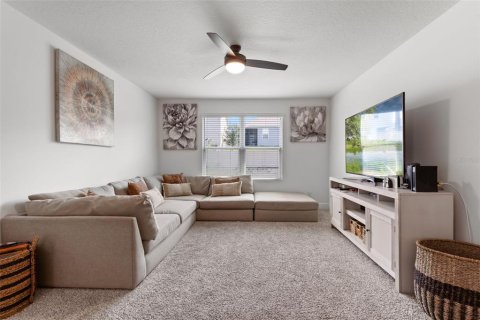 House in Minneola, Florida 5 bedrooms, 241.08 sq.m. № 2236076 - photo 19
