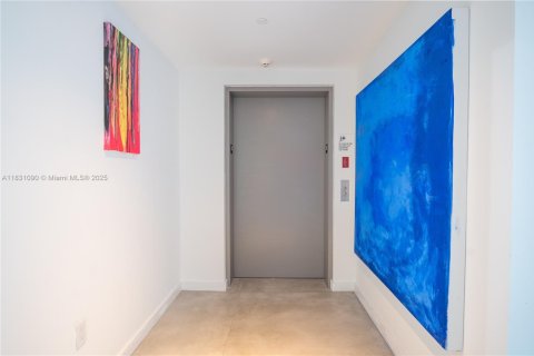 Copropriété à vendre à Miami, Floride: 2 chambres, 106.19 m2 № 1809018 - photo 10