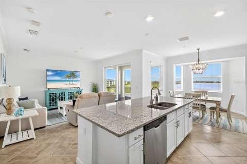 Condo in Punta Gorda, Florida, 2 bedrooms  № 1915407 - photo 8