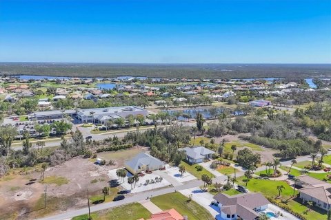 Villa ou maison à vendre à Placida, Floride: 3 chambres, 187.66 m2 № 1585555 - photo 2