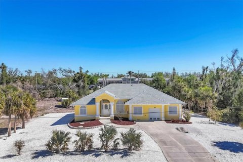 Villa ou maison à vendre à Placida, Floride: 3 chambres, 187.66 m2 № 1585555 - photo 5