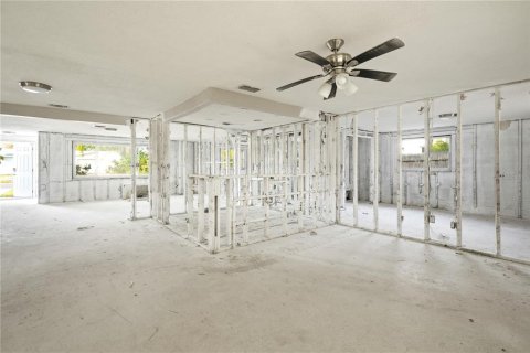Villa ou maison à vendre à Saint Petersburg, Floride: 3 chambres, 151.06 m2 № 1517529 - photo 8