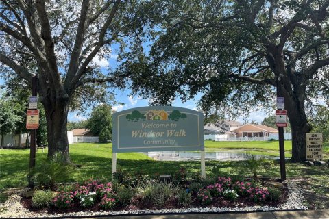 Townhouse in Orlando, Florida 3 bedrooms, 108.51 sq.m. № 2105197 - photo 2