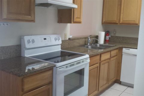 Townhouse in Orlando, Florida 3 bedrooms, 108.51 sq.m. № 2105197 - photo 6