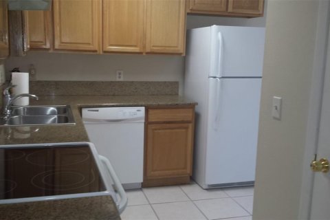 Townhouse in Orlando, Florida 3 bedrooms, 108.51 sq.m. № 2105197 - photo 11