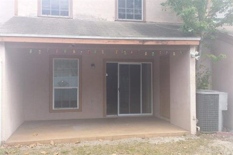 Townhouse in Orlando, Florida 3 bedrooms, 108.51 sq.m. № 2105197 - photo 13