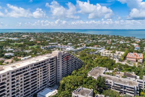 Condo in Key Biscayne, Florida, 2 bedrooms  № 1974840 - photo 28