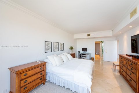 Condo in Key Biscayne, Florida, 2 bedrooms  № 1974840 - photo 13