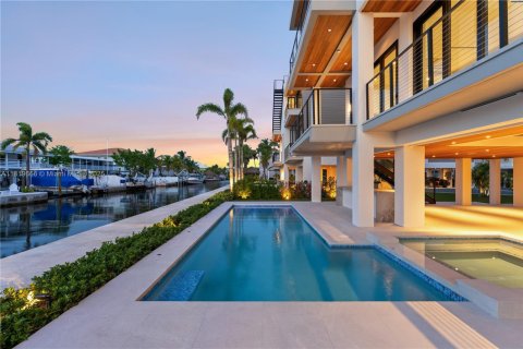 Купить виллу или дом в Ки-Ларго, Флорида 5 спален, 400.04м2, № 1799208 - фото 25