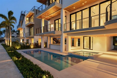 Купить виллу или дом в Ки-Ларго, Флорида 5 спален, 400.04м2, № 1799208 - фото 27