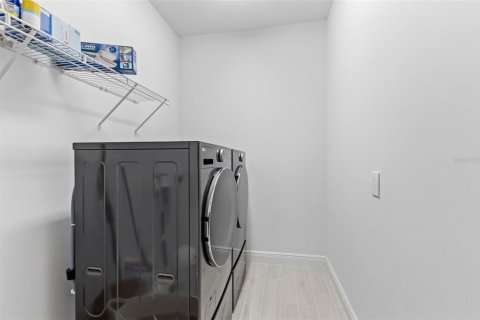 Casa en venta en Sarasota, Florida, 3 dormitorios, 165.74 m2 № 2345168 - foto 23