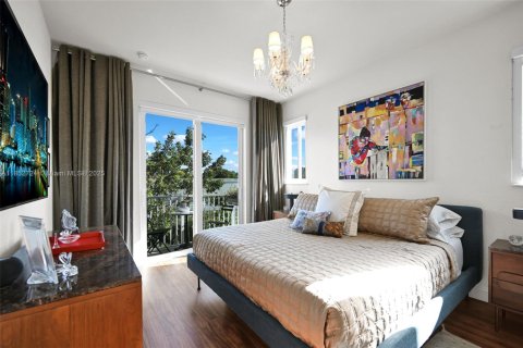 Condominio en venta en Miami, Florida, 3 dormitorios, 138.05 m2 № 1877544 - foto 6