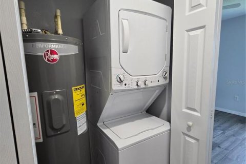 Apartamento en alquiler en Kissimmee, Florida, 3 dormitorios, 100.52 m2 № 1786756 - foto 11