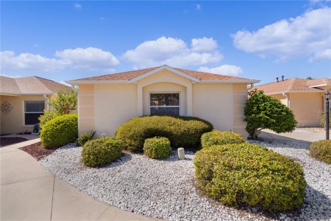 House in The Villages, Florida 2 bedrooms, 102.38 sq.m. № 2166615 - photo 3