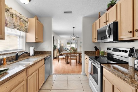 House in The Villages, Florida 2 bedrooms, 102.38 sq.m. № 2166615 - photo 19
