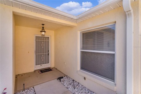 House in The Villages, Florida 2 bedrooms, 102.38 sq.m. № 2166615 - photo 5