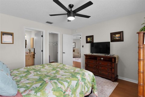 House in The Villages, Florida 2 bedrooms, 102.38 sq.m. № 2166615 - photo 21