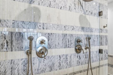 Купить кондоминиум в Уэст-Палм-Бич, Флорида 6 комнат, 412.11м2, № 2082806 - фото 22