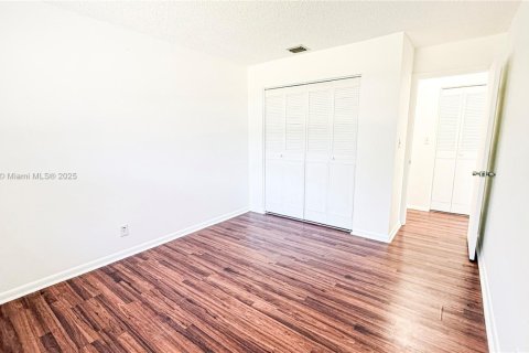 Copropriété à louer à Pompano Beach, Floride: 2 chambres, 84.73 m2 № 1931436 - photo 10